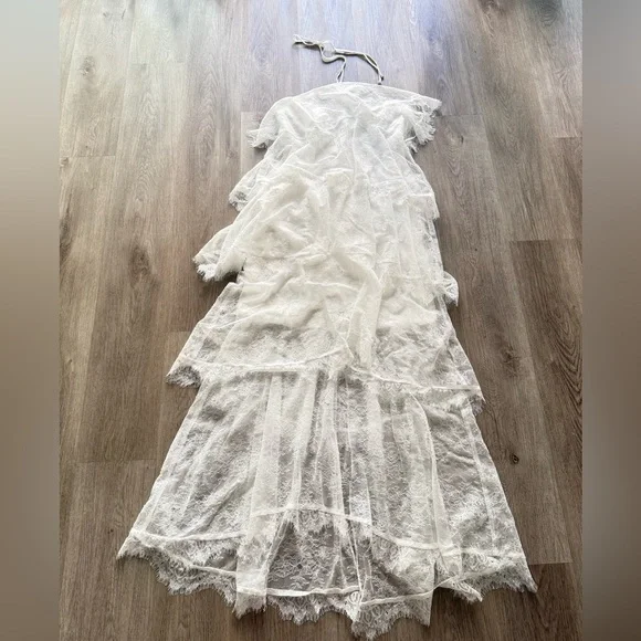 elliatt evelin white lace halter bridal ruffle tiered maxi gown dress medium NEW - Picture 9 of 15